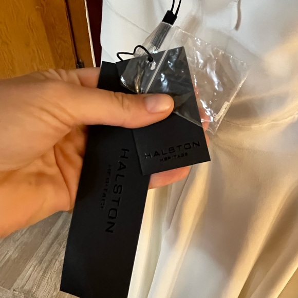 Halston Heritage white a-line halter dress, beaded dress, size 10, vintage feel - Picture 12 of 16